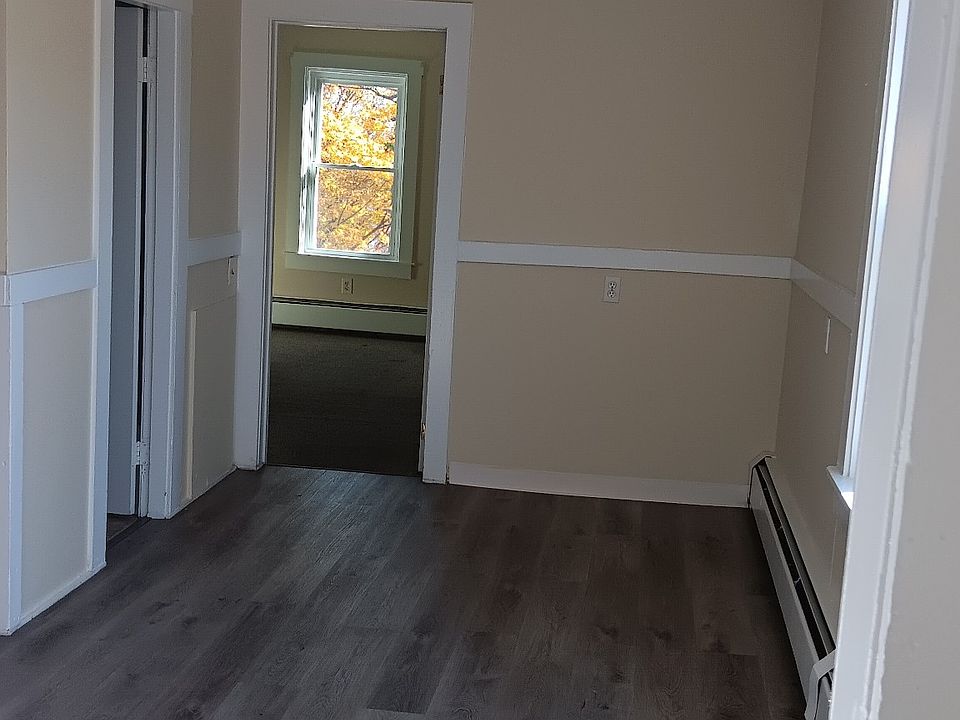 1st image of 85 Pine St APT 3F
