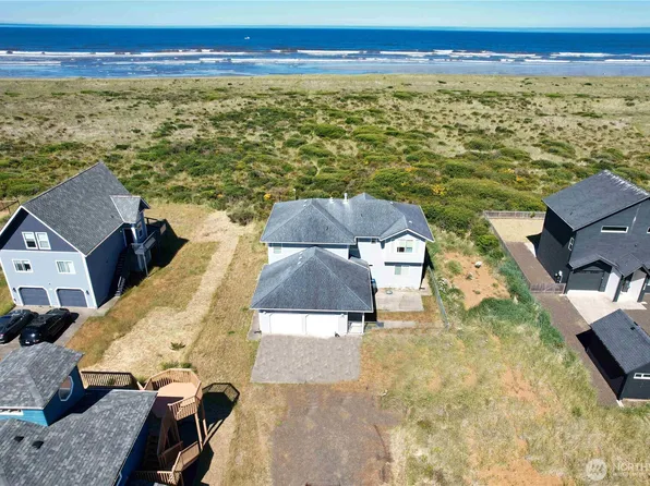 1115 Ocean Shores Boulevard SW, Ocean Shores, WA 98569