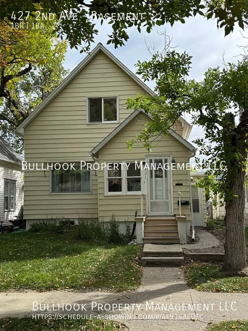 Updated 1 bedroom apartment close to MSU-N & Downtown Havre — Photo 1