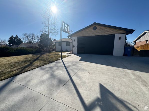 4288 S Shirley Ln, Holladay, UT 84124