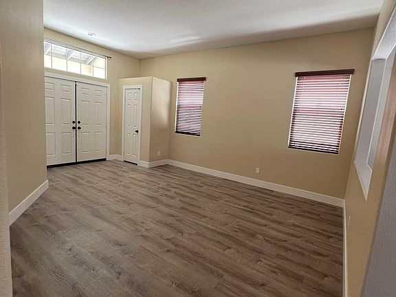 3rd image of 28198 Cobbler Ct