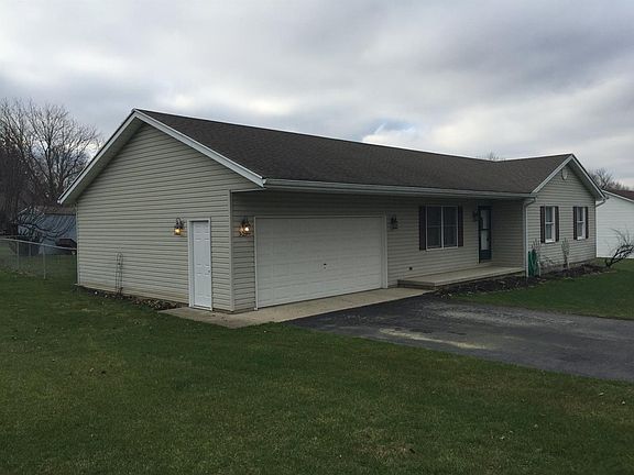 2nd image of 303 Adare Ct