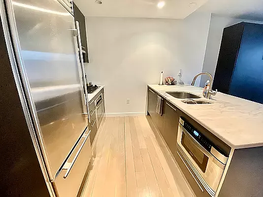 Rented by Compass | media 14