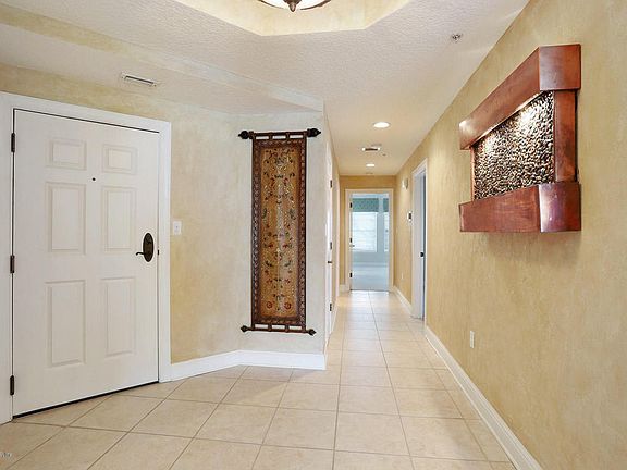 4th image of 110 S Serenata Dr Unit 433