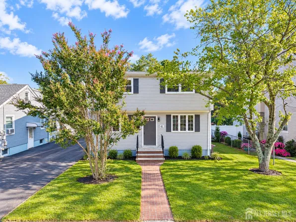 41 New St, Spotswood, NJ 08884