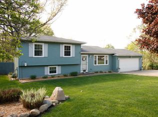25449 Pleasant Dr, Mattawan, MI 49071