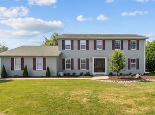 2233 E Shady Ln, Neenah, WI 54956