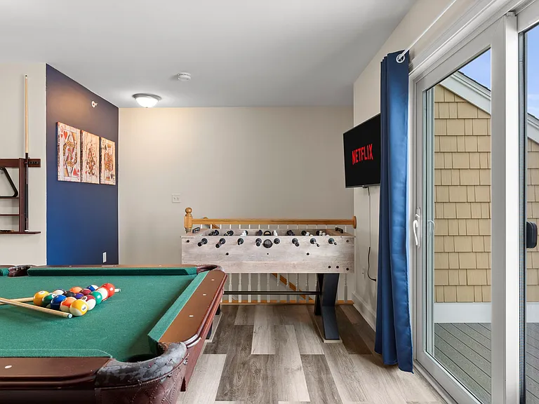 128 Ashworth Ave #309 — Photo 58
