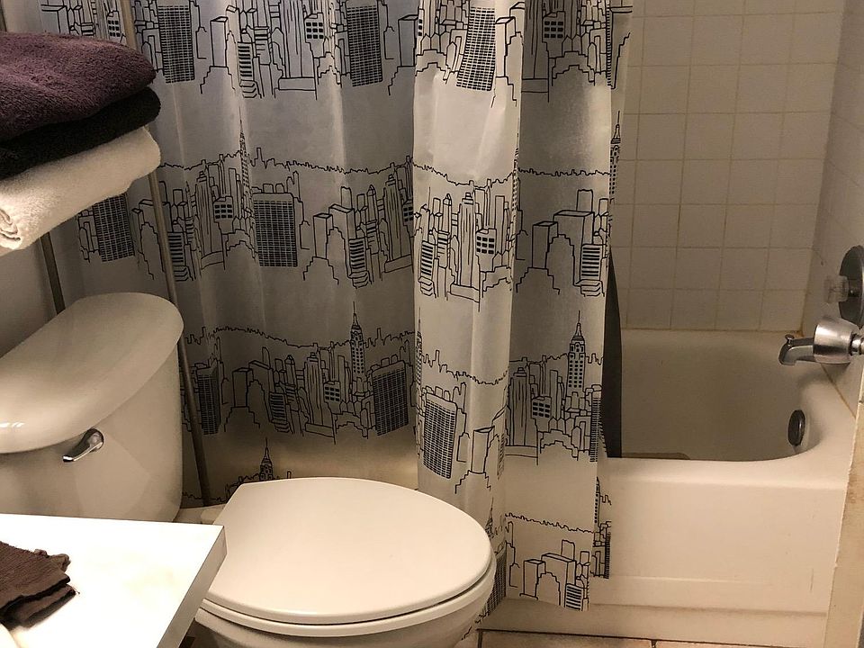 2nd image of 3091 Park Ln