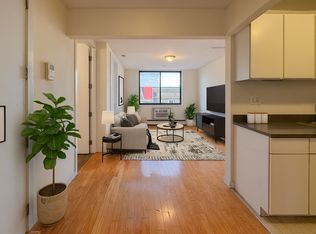 924 Metropolitan Ave APT 404, Brooklyn, NY 11211