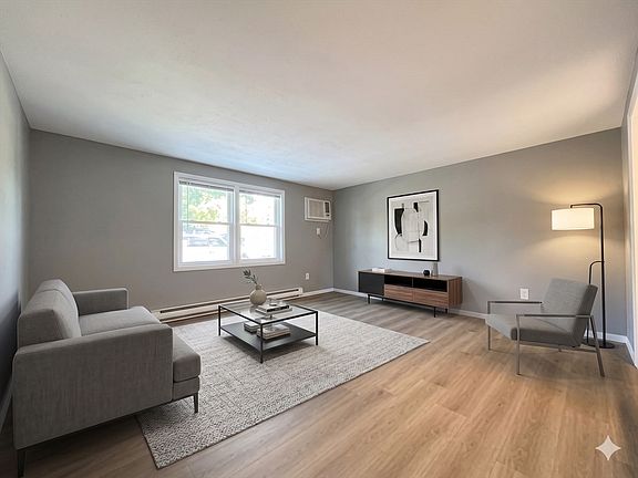 3rd image of 2 Annaberry Ln #D