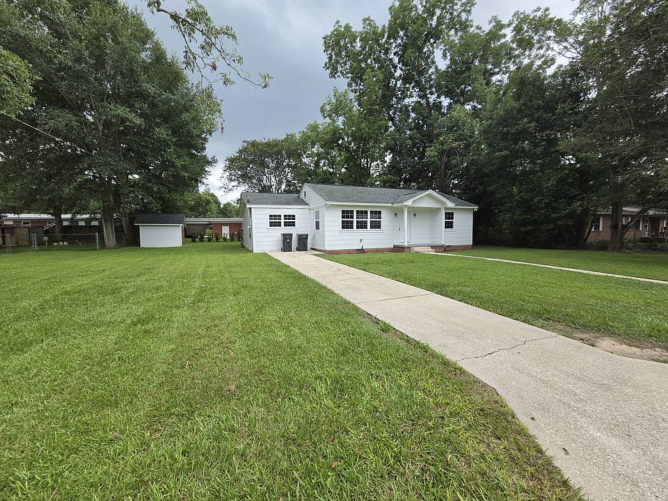 1st image of 11 Duke Ave