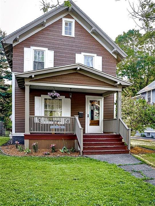 1st image of 11 Cedar St