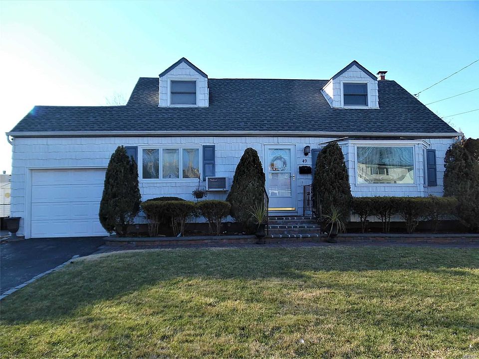 1st image of 49 Dorothy Dr