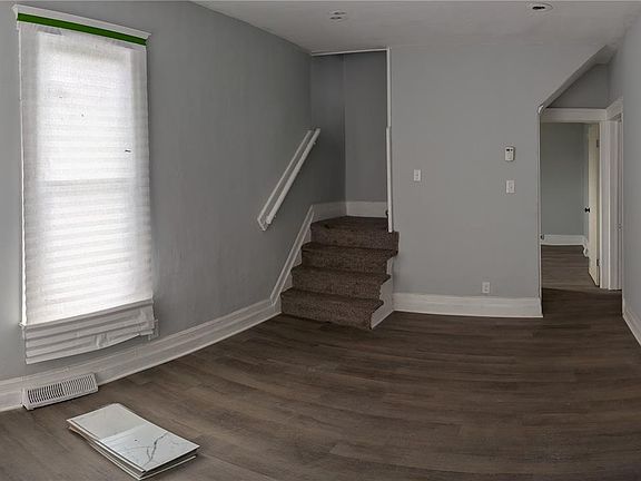 2nd image of 37 Le Blanc St