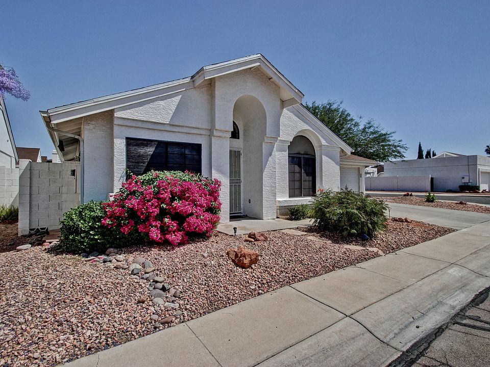 1st image of 3306 E Siesta Ln