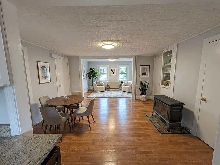 58 Temple St #2 — Photo 1
