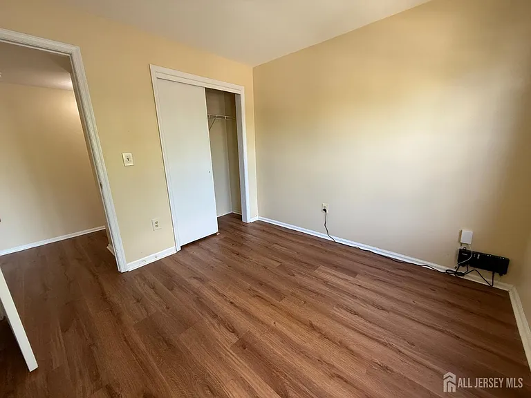 1102 Stony Brook Way — Photo 12