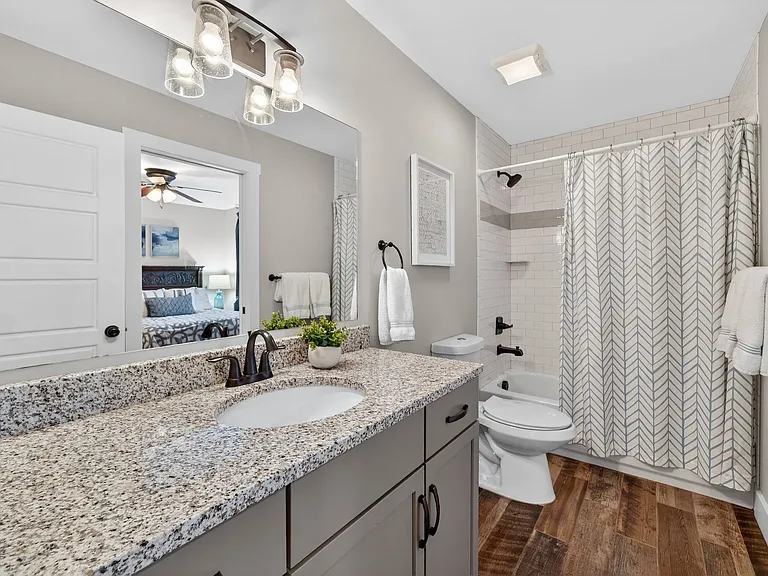 605 W End Cir — Photo 27