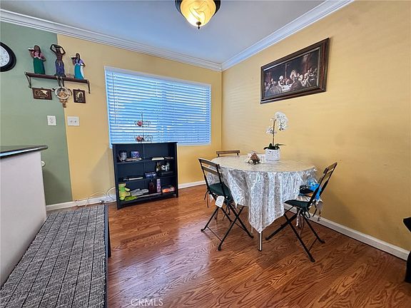 5th image of 20234 Cohasset St Unit 7