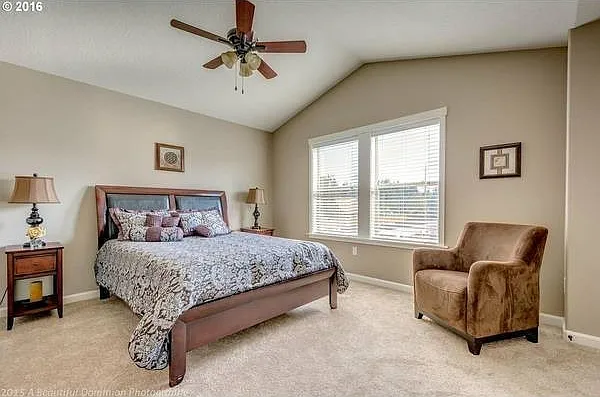 2605 NE 131st Ct — Photo 4