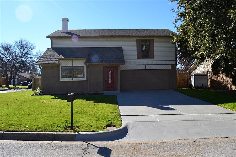 1st image of 4764 Moss Rose Dr