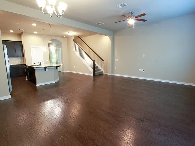 4722 Page St — Photo 5