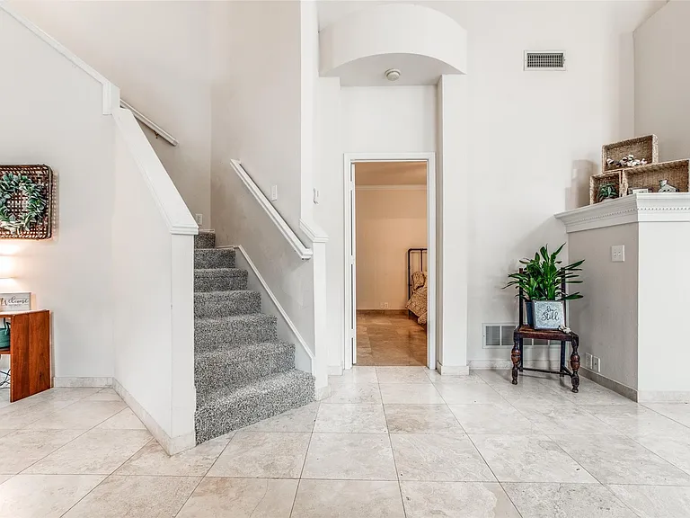 11549 Fountainbridge Dr — Photo 8