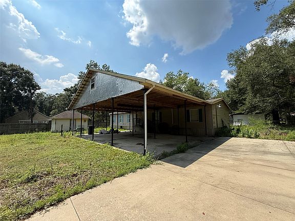 3rd image of 16550 Oakwood