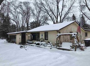 4580 N Overland Rd, Oneida, WI 54155