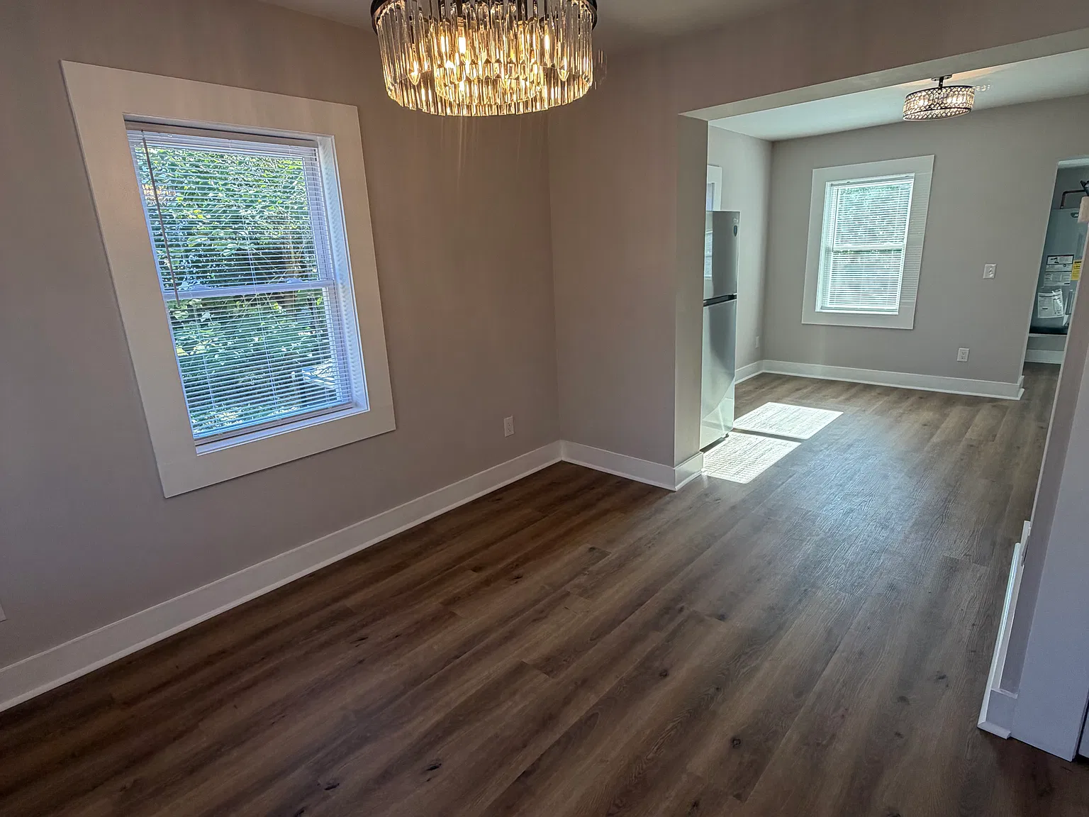 2 bed, 800 sqft, $1,300 — Photo 3