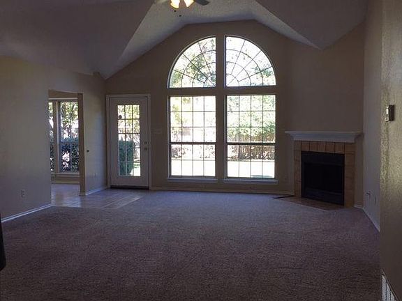 2nd image of 2315 Cromwell Dr