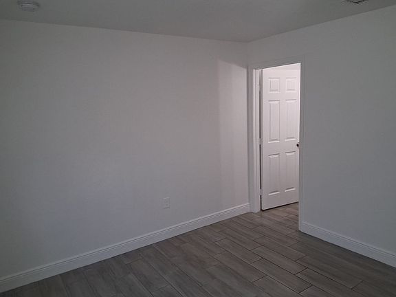 3rd image of 2802 N 34th St