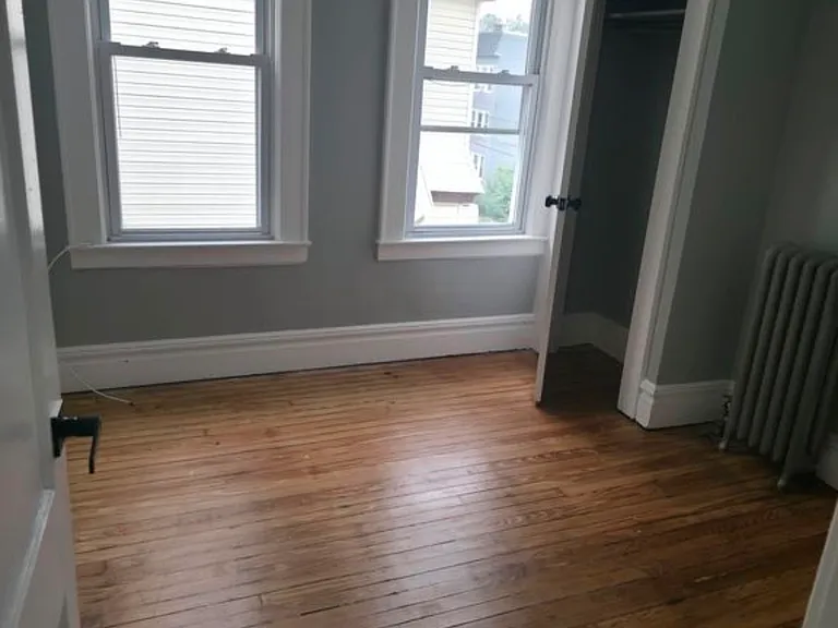 549 20th St #3F — Photo 8