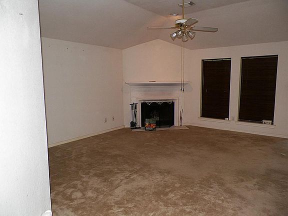 4th image of 16026 Sea Palms Dr