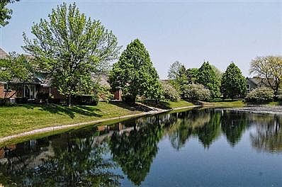 2nd image of 1708 Landcaster Ct