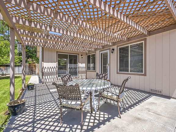 2nd image of 3205 Fairlands Ct