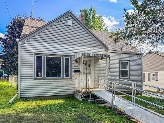 2nd image of 1109 Flambeau STREET