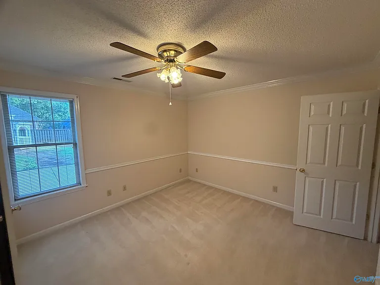 701 Rigel Dr SW — Photo 37