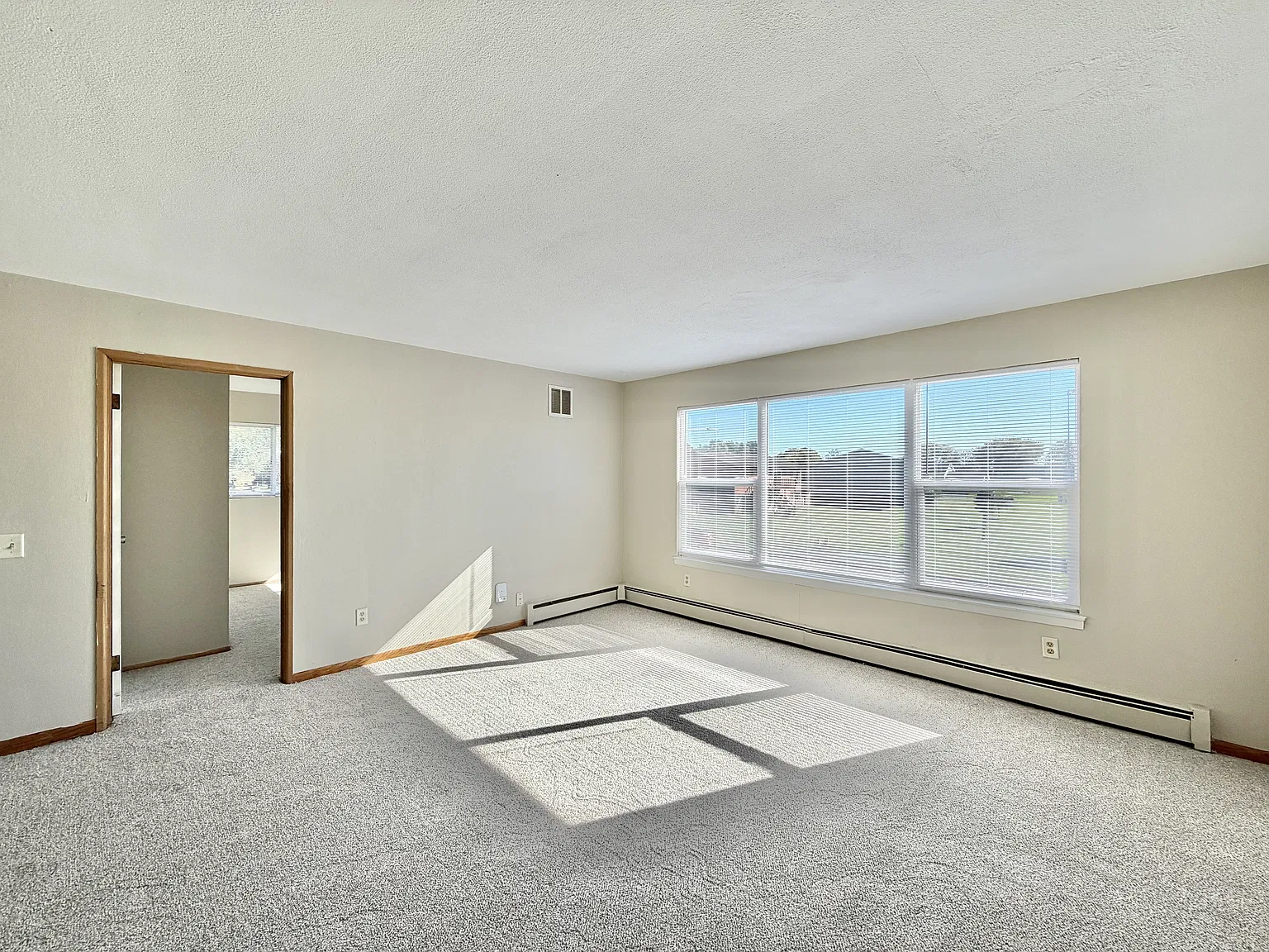 512 Deforest Street - 5 — Photo 3