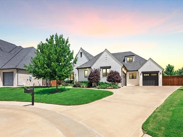 1417 Regency Bridge Cir, Edmond, OK 73034