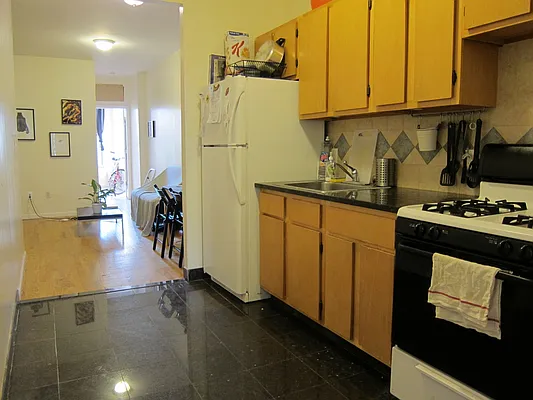 Rented by Nooklyn NYC LLC | media 32