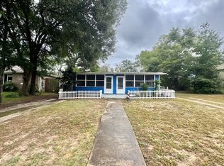 324 Lincoln Ave #B, Valparaiso, FL 32580