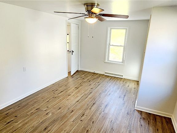 4th image of 5817-5819 Grant St