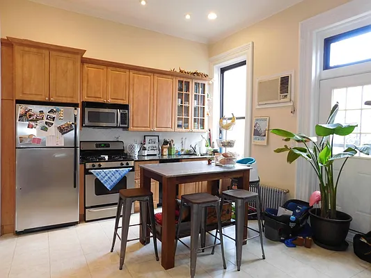 Rented by Compass | media 5