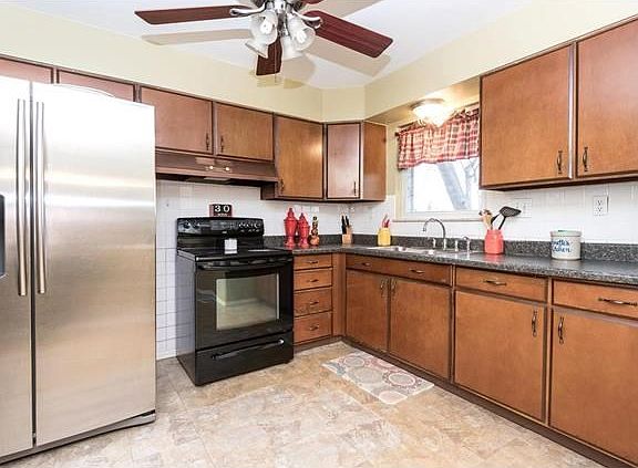 3rd image of 11151 Fawnhaven Dr