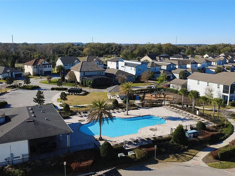2501 Sky Stone Ct — Photo 32