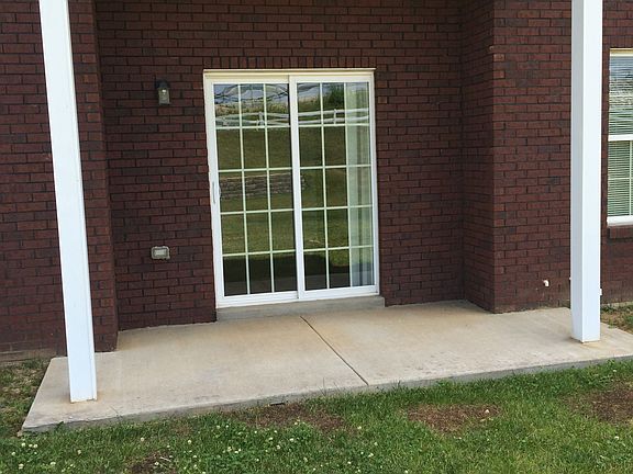 4th image of 100 Winery Ct APT 2