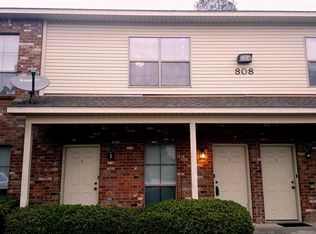808 Meadow Bend Dr, Baton Rouge, LA 70820