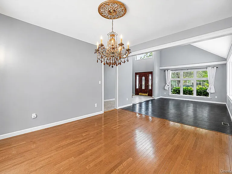 101 Raspberry Ct — Photo 12